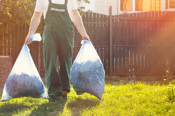 Best Construction Debris Removal  in Country Club Hls, IL